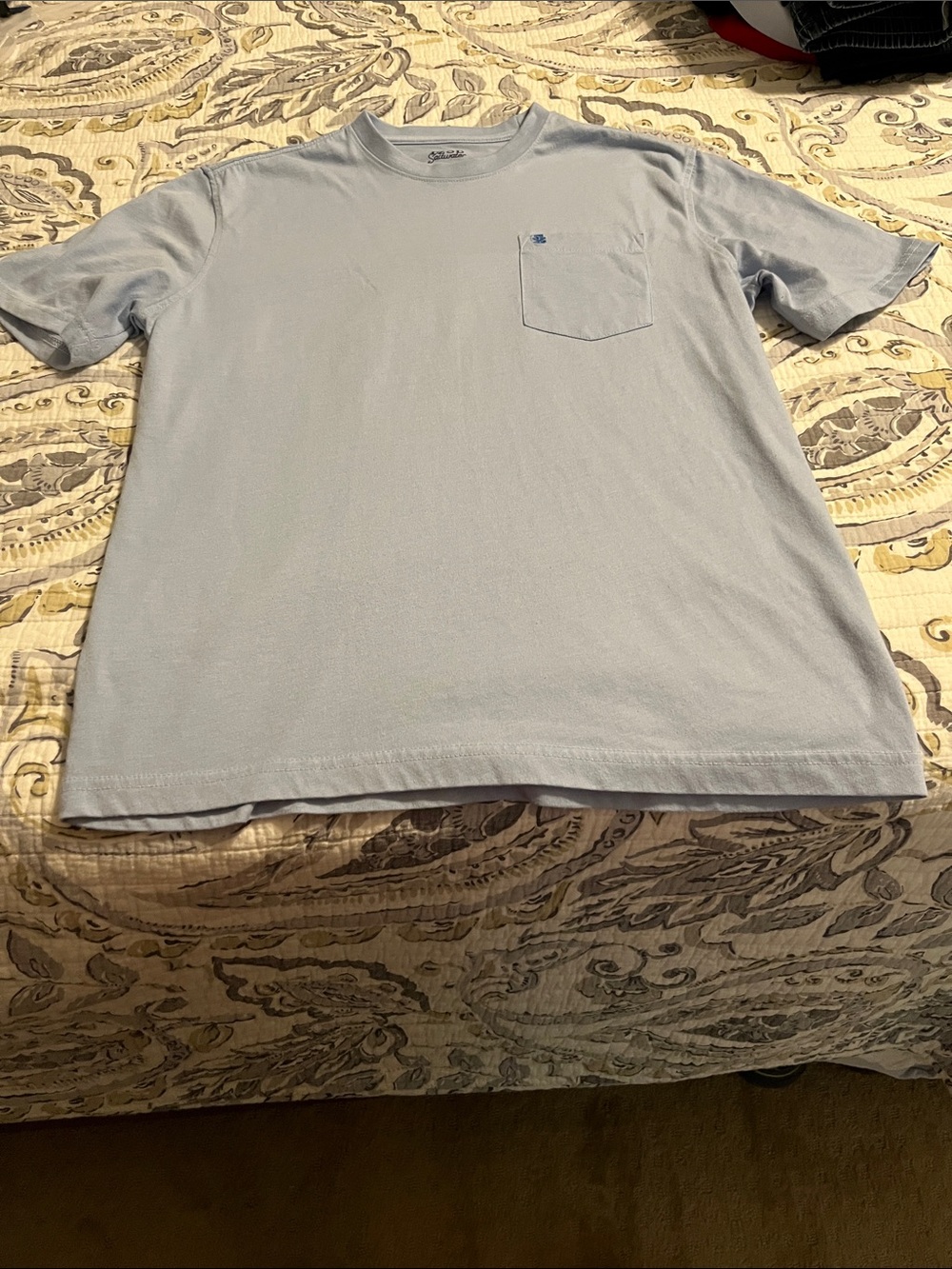 Izod Men’s Light Blue Pocket Short-Sleeve Tee